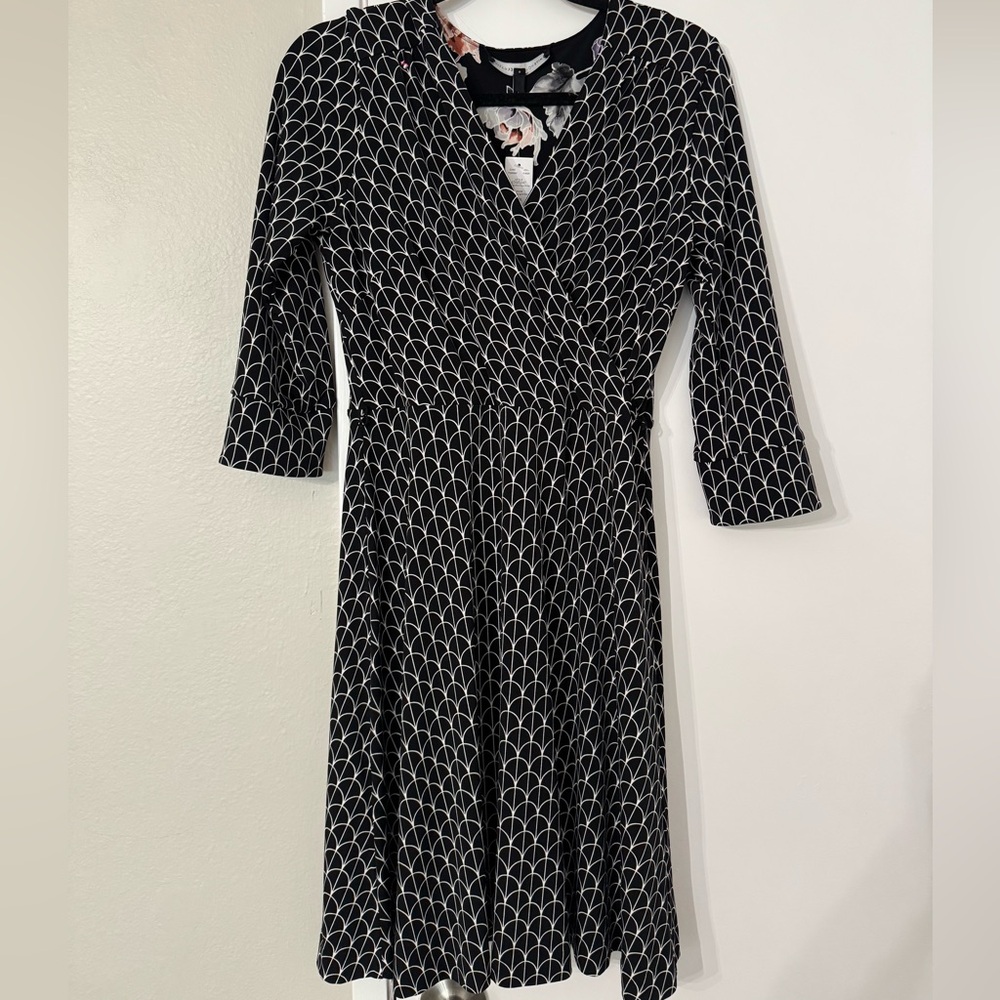 NWT WHBM faux wrap floral reversible jersey dress - Picture 8 of 9